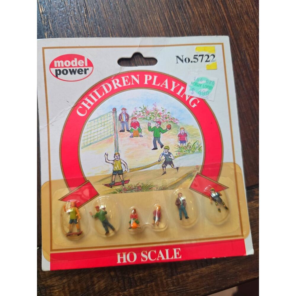 Model Power 5722 HO City Children Playing (6 Pcs)